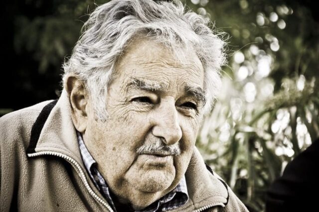 «La peor enfermedad de una sociedad es no creer»