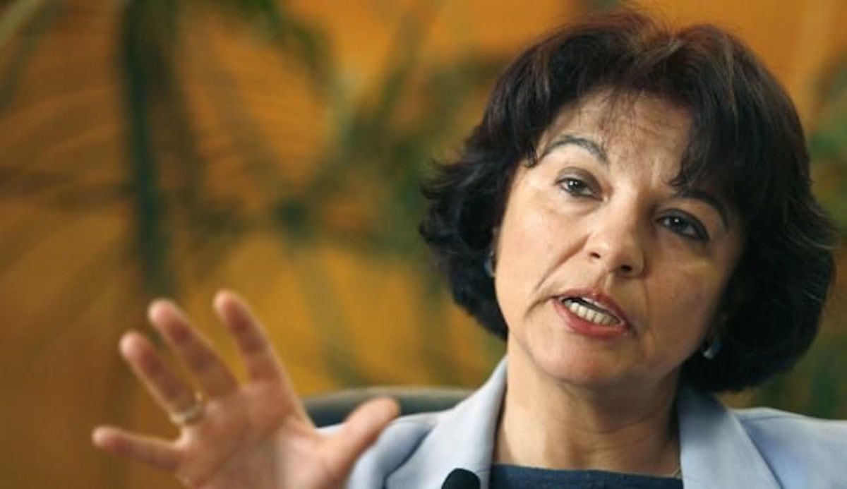 «La mujer ha de impugnar los roles de género»