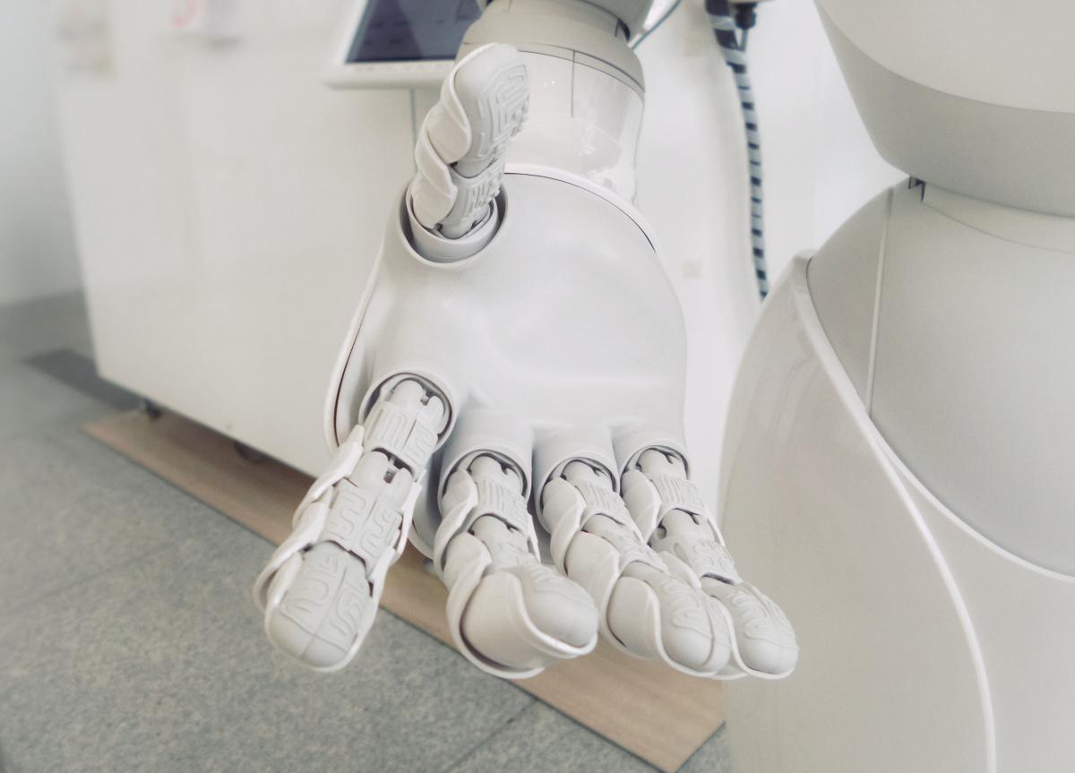 Sobrevivir a la tecnología: una reflexión sobre la naturaleza humana