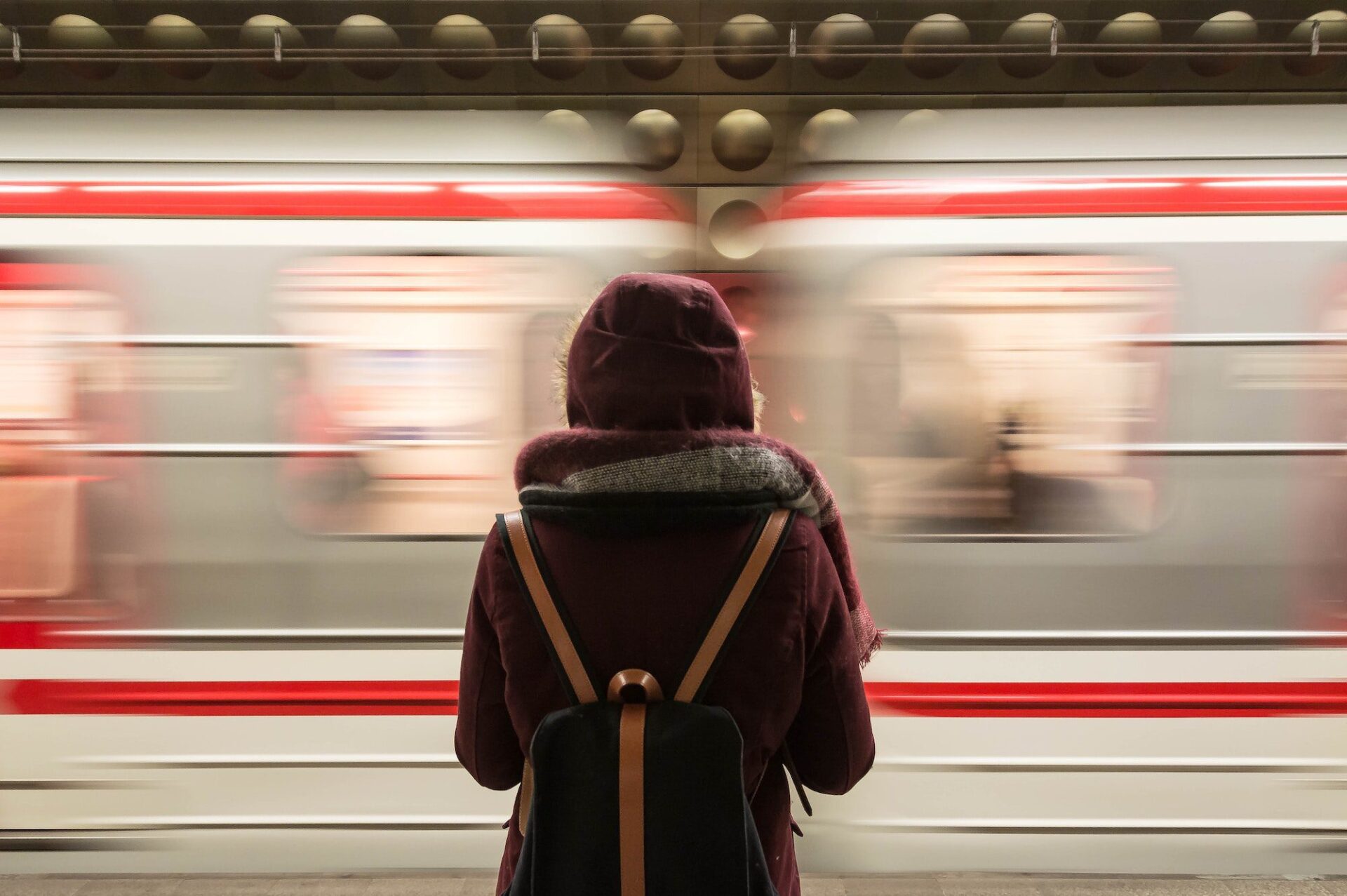 Precariedad, inestabilidad e incertidumbre: así afecta la covid a los jóvenes
