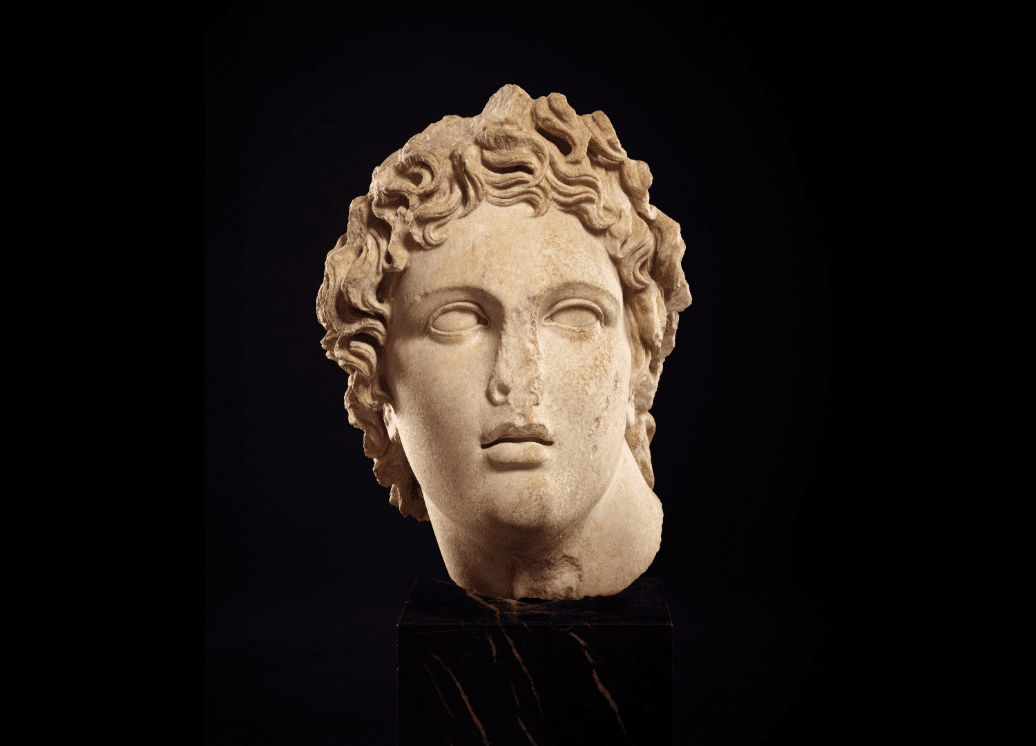 Cabeza de origen romano de mármol de Alejandro Magno. Siglo II d.C. | © Trustees of the British Museum.
