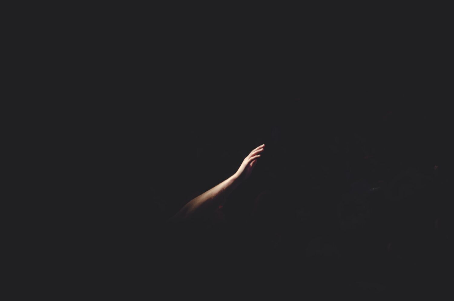 Victimización sexual: la diferencia entre informar y sembrar el pánico