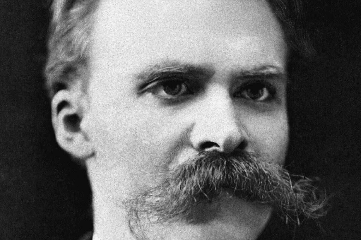 ¿Mataría antes a una cucaracha o a una mariposa?