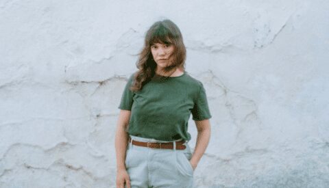 «El mundo adulto es un sitio indeseable porque está lleno de fingimiento»