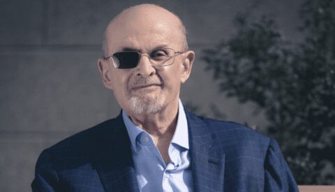 «Solo quiero seguir siendo escritor»