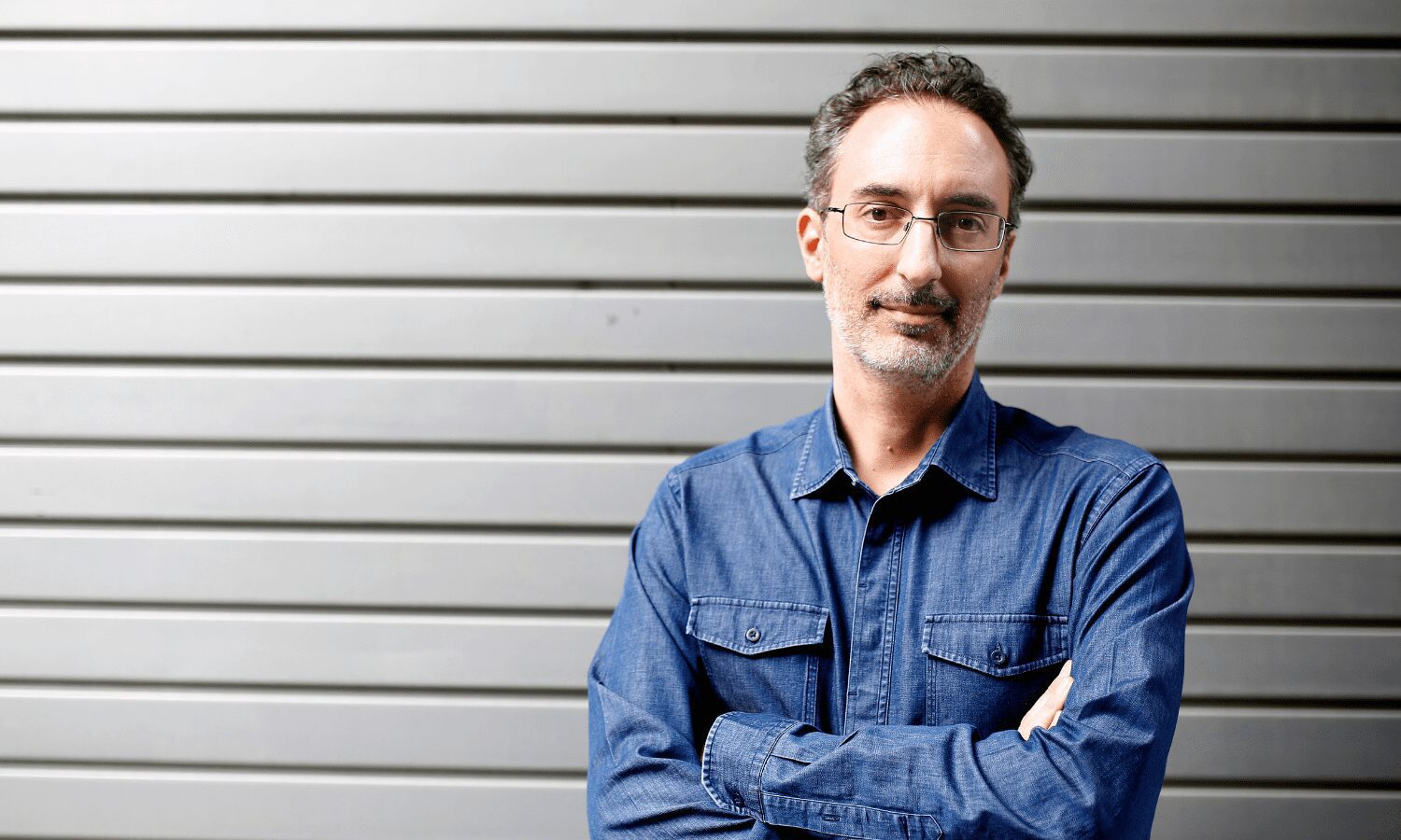 «La sociedad civil tiene que exigir a los políticos altura de miras»