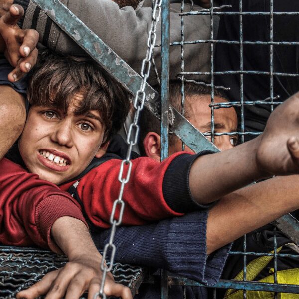 Premio «Luis Valtueña» de Fotografía Humanitaria