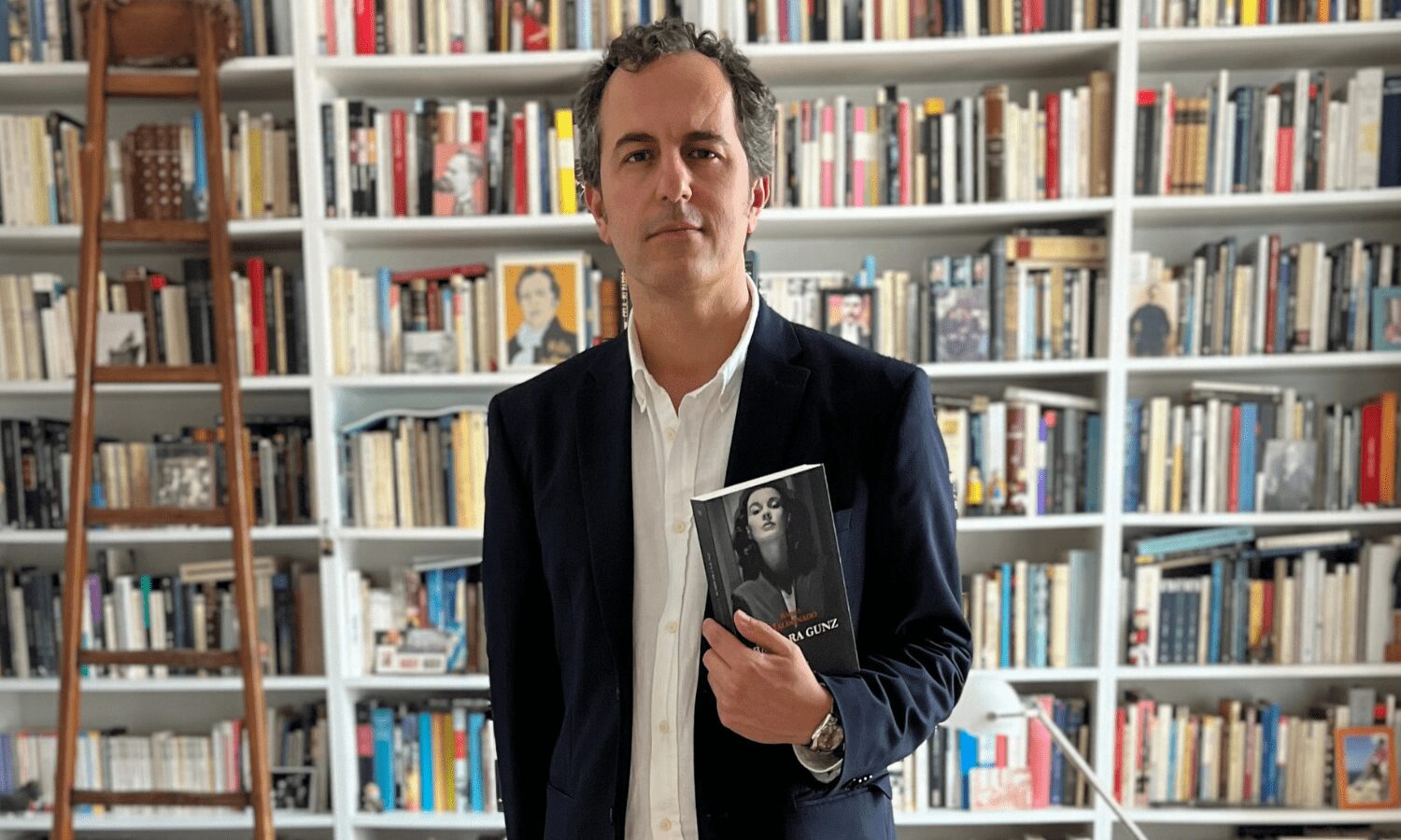 «Muchas veces los libros son más reales que la propia realidad»