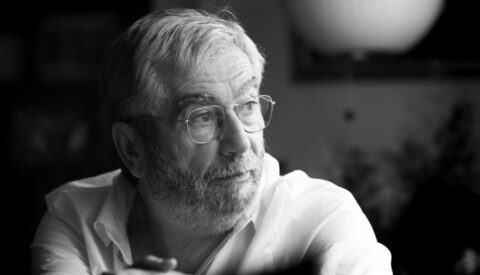 «Somos los creyentes de una religión erigida por el dinero»