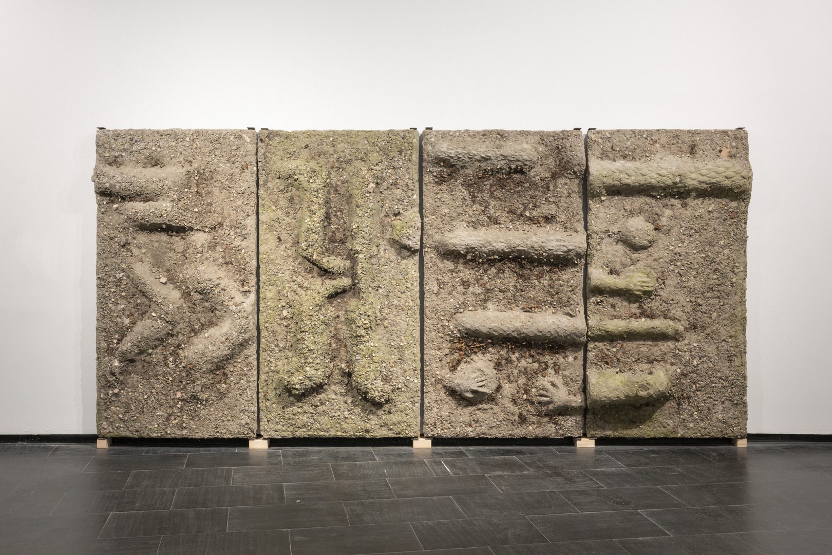 Jorge Satorre, Nunca podría olvidar la manera en que me dijiste todo sin decirme nada (relieves), 2021