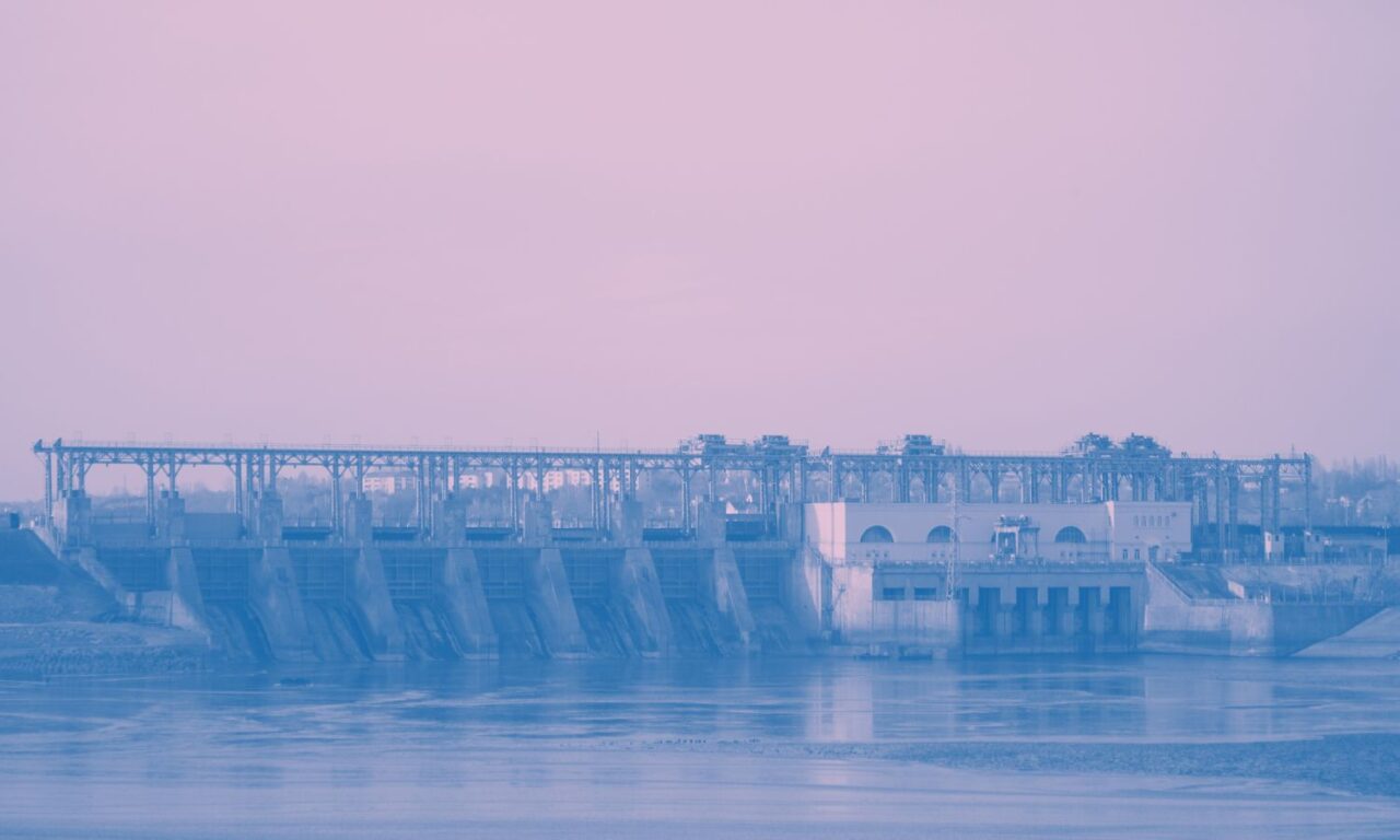Cómo almacenar agua para cuando falte con la ayuda de los agricultores