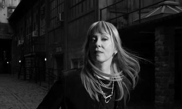 «Las canciones no terminan las guerras: lo hacen los líderes que elegimos»