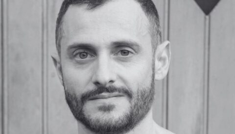 «Es un error pensar que la literatura tiene una vocación terapéutica»