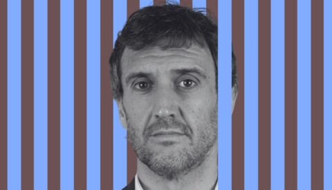 «Ahora los golpes de estado se hacen utilizando las armas democráticas»