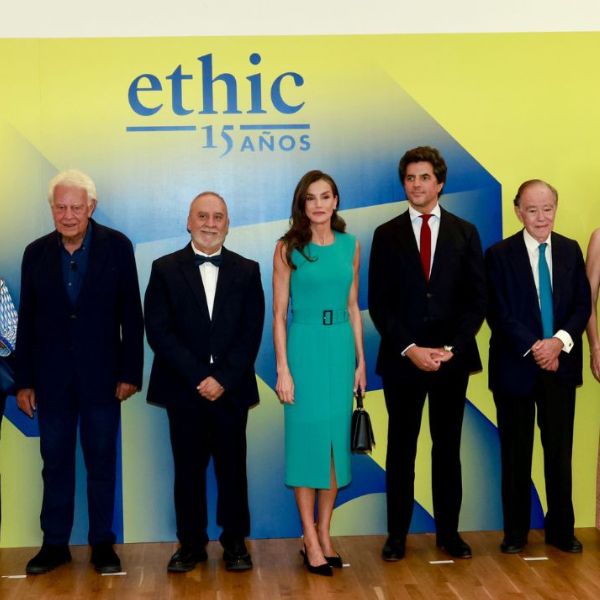 La reina Letizia preside el 15 aniversario de ‘Ethic’