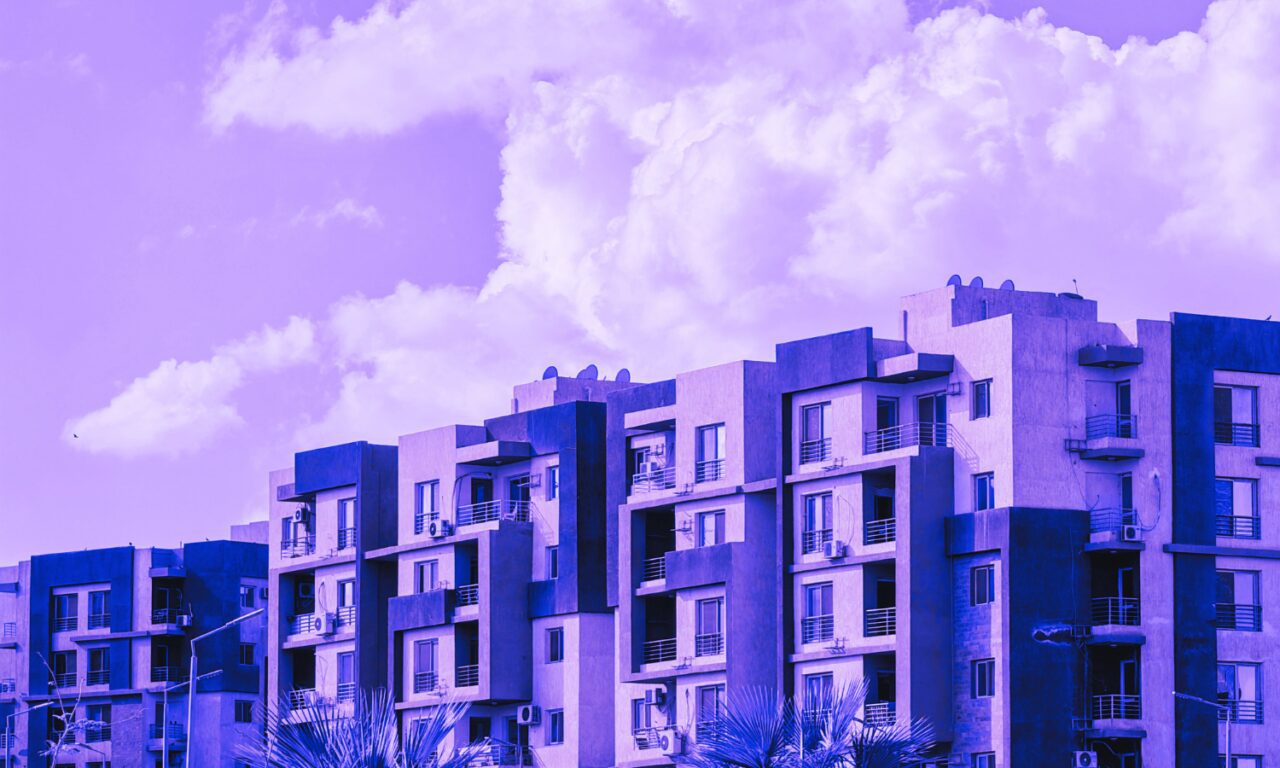 El artículo 47 de la Constitución: el derecho a la vivienda explicado a un niño de primaria