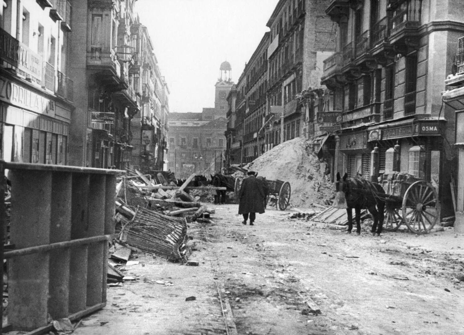 Calle de Preciados. 1936-1939